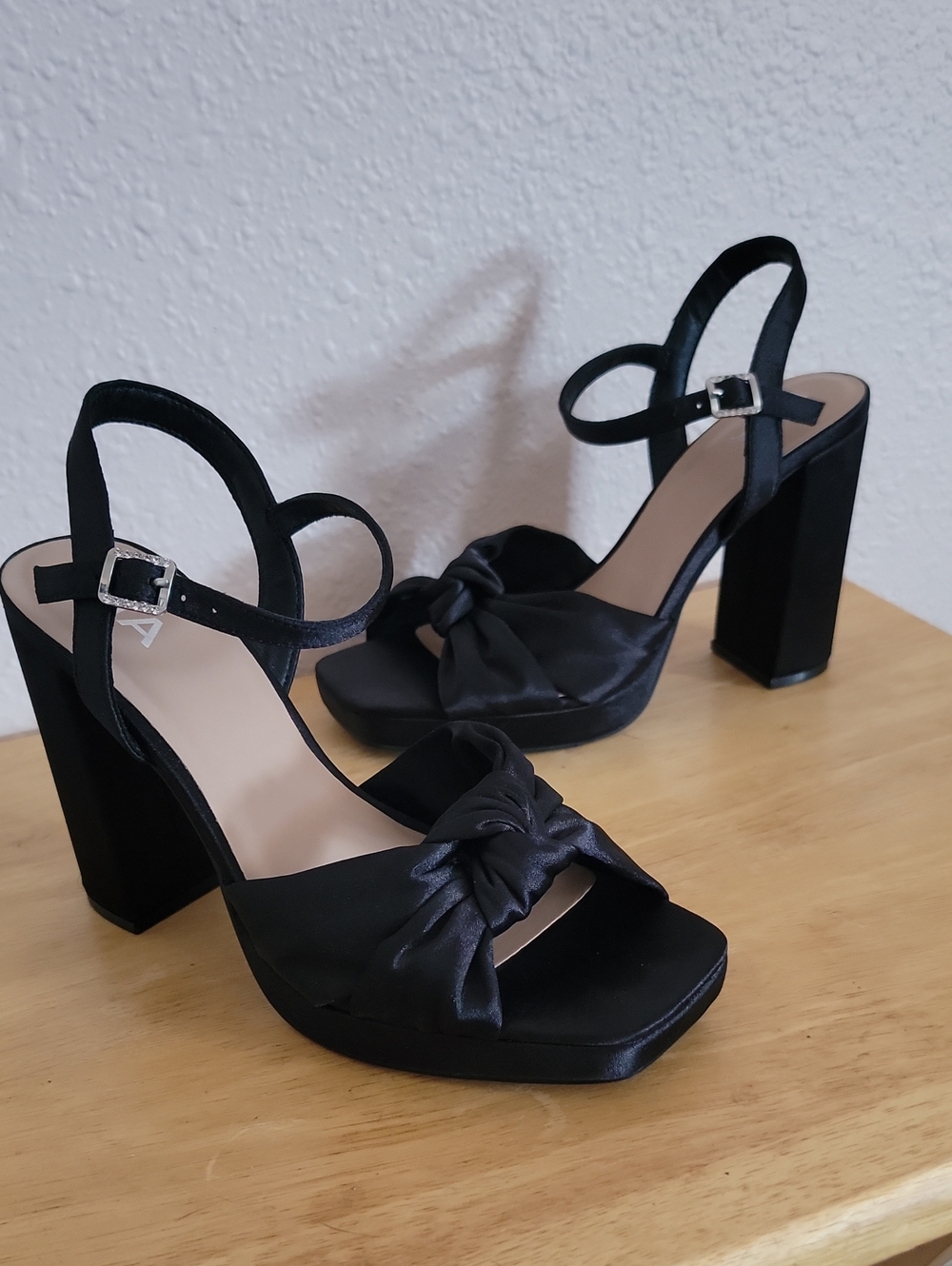 MIA Black Satin Twist Knot Open Toe Platform Chunky Block Heels Rhinestone Y2k